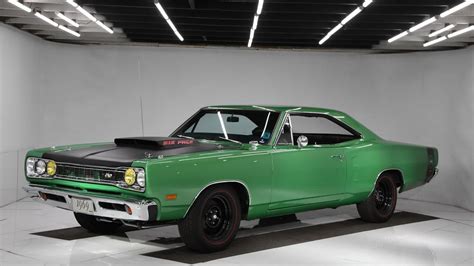 play   documented  dodge super bee
