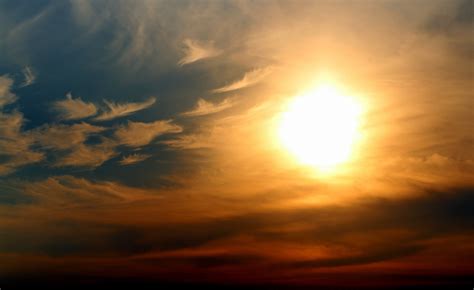 무료 이미지 수평선 구름 태양 해돋이 일몰 햇빛 새벽 분위기 황혼 저녁 빨간 잔광 천체 아침에 붉은