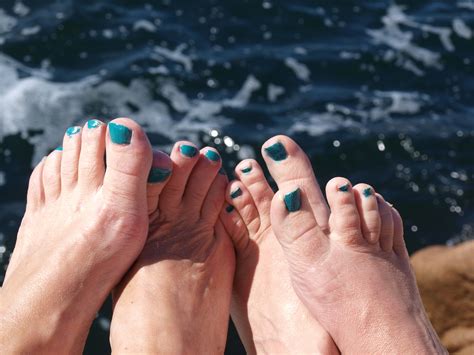 무료 이미지 바닷가 바다 피트 여름 다리 손가락 네일 찢다 인간의 몸 맨발 매니큐어 발가락