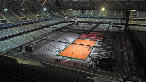 le stade pierre mauroy transforme en  court de tennis exceptionnel pour une finale hors du