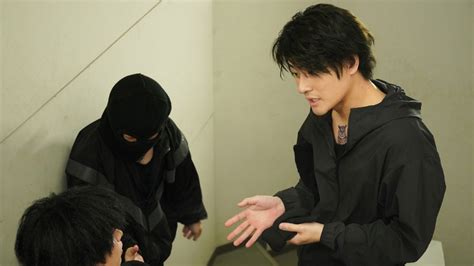 「街並み照らすヤツら」3度目の偽装強盗に、正義 森本慎太郎 と彩 森川葵 の夫婦関係危機も 怒涛の第3話 見どころ｜街並み照らすヤツら