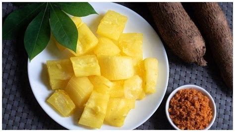 boogfruit  jenis makanan  terbuat  hasil olahan singkong