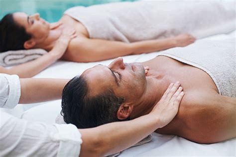 spa couples massage