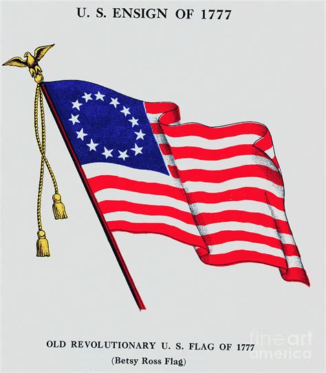 united states  revolutionary flag  bettmann