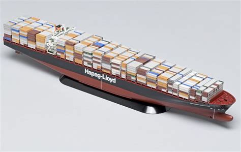 Revell Germany 1 700 Scale Container Ship Colombo Express At 1 100