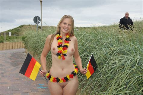 bri world cup special nude in public photos at voyeurweb