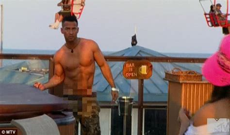jersey shore mike ¿the situation¿ sorrentino faces up to his roommates daily mail online