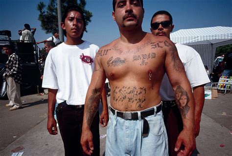 Photos The Vida Loca Of East L A Teen Gang Culture In The 90s By