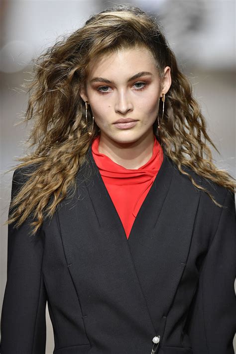 23 Epic 1980s Hairstyles Making A Huge Come Back All Things Hair Uk