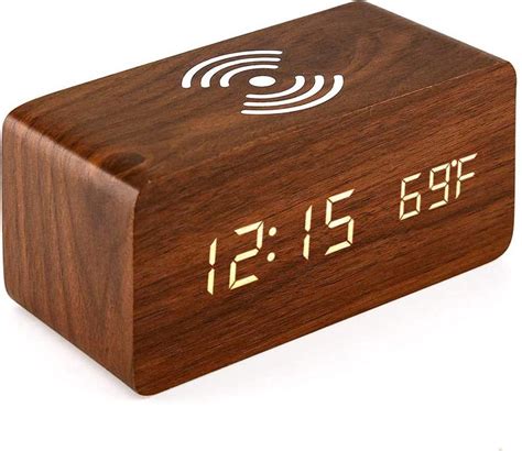 bolcom houten wekker met draadloos opladen thermometer functie