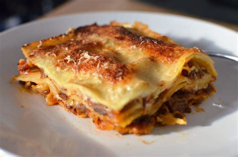 lasagne alla bolognese  classic hearty meat sauce lasagna