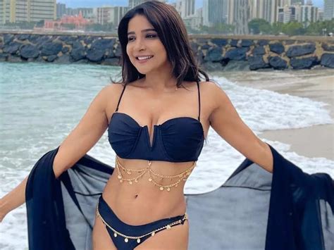 sakshi agarwal expresses gratitude to fans for sending her birthday