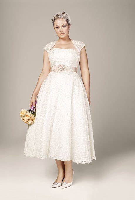 i do take two classic a line wedding gowns for plus size