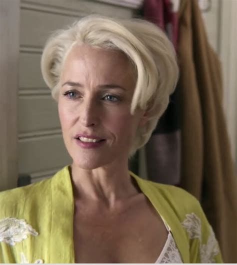 Gillian Anderson From Sex Education Is A Damn Fox Side Note She Was