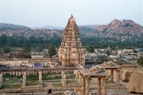 tourists guide  karnataka indias cleanest state joys  traveling