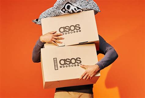 asos  offers  returns  shoppers   uae