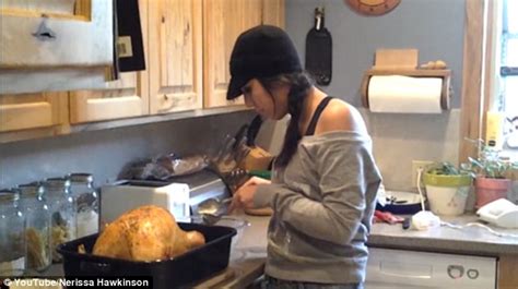 watch hilarious moment teenage girl thinks thanksgiving turkey was pregnant daily mail online