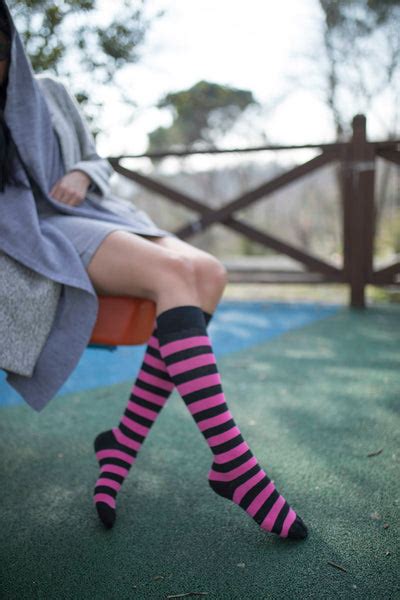 Womens Stylish Stripe Knee High Socks Set Socks N Socks