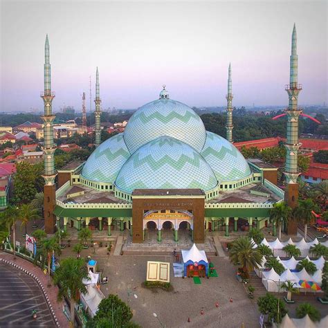 masjid raya al azhom tangerang  atafifuddinn pergimulucom