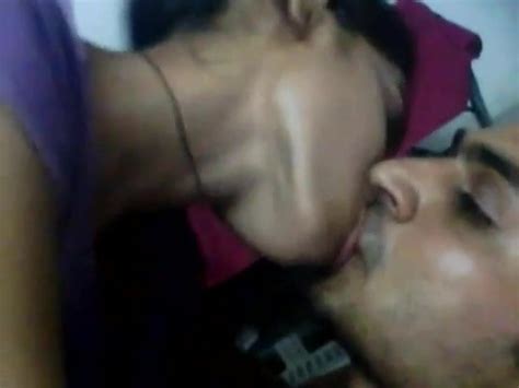 Indian Girl Hot And Horny Kiss To Her Bf Porn Cf