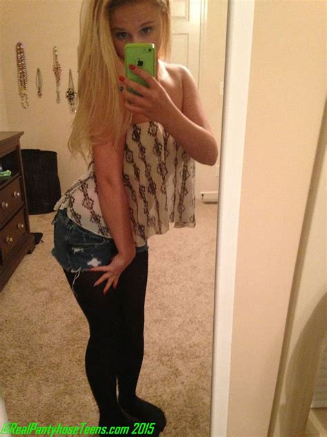 pantyhose selfie pics of kelsey from real pantyhose teens