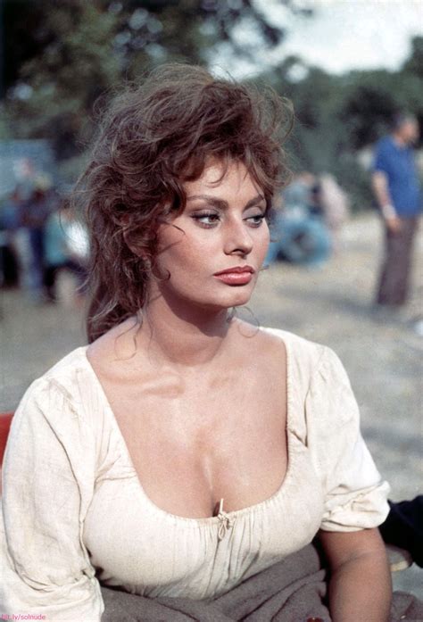 sophia loren nude hottest italian actress of all time