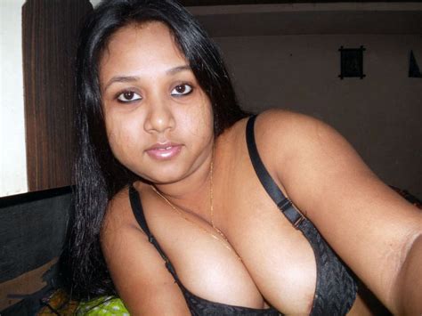 bhojpuri desi bhabhi boobs bra naked pics 12