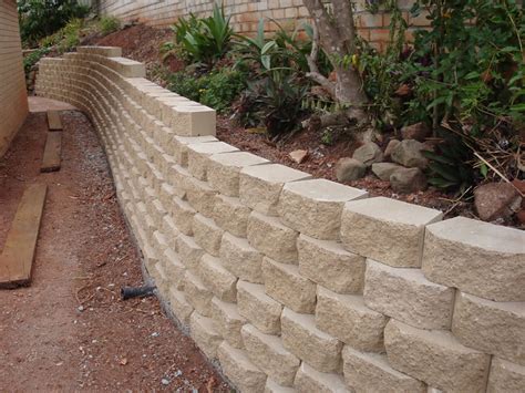 concrete block retaining walls concrete block retaining walls