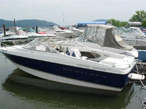 bayliner  capri cuddy  sale   windsor  york  boat listingscom