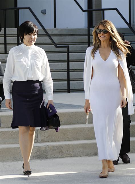 [pics Melania Trump Wears White Dress In Florida Stunning