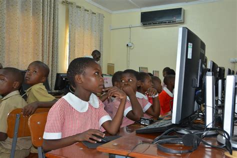 potential  ict based education  developing countries computeraid