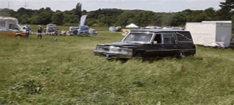 funeral hearse gif funeral hearse drift discover share gifs