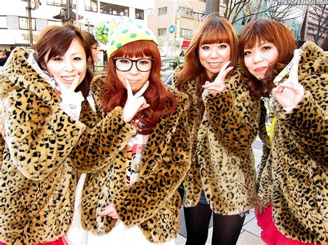 Amazing Harajuku Style Four Japanese Girls All Dressed I Flickr