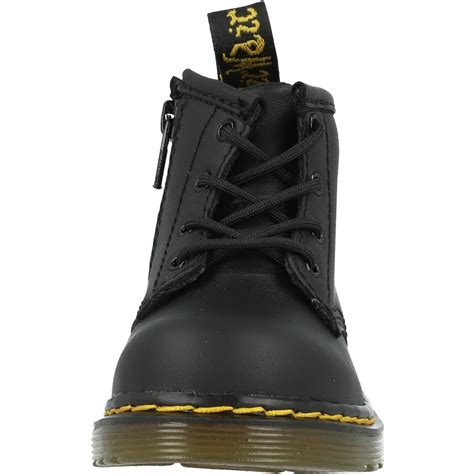 dr martens   black softy  ankle boots awesome shoes