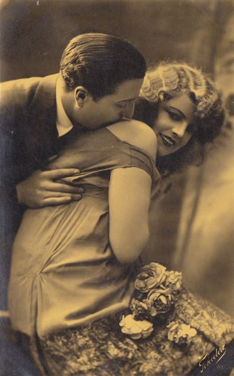 1920s Vintage Couples Vintage Romance Photo