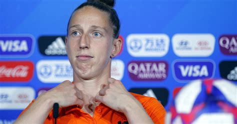 defending champion us faces netherlands in world cup final