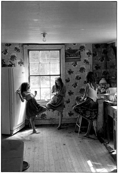 “tres chicas en la cocina” 1964 obra de william gedney 1932 1989