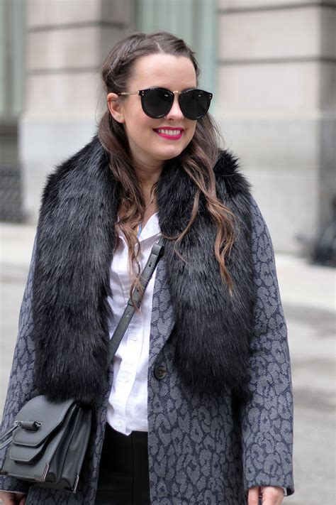 wear  faux fur shawl scarf fashion style inspiration  side