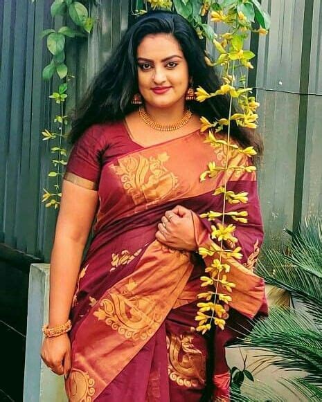 pin on aunty in saree