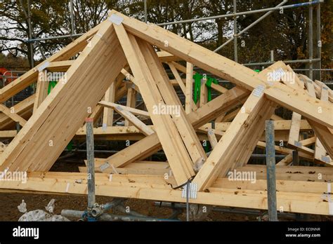 roofing trusses benefits   roof trusses   project sc  st silver state components