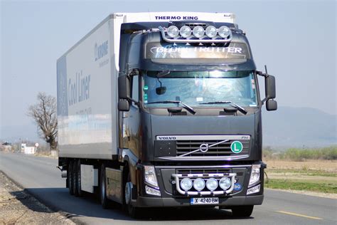 volvo fh picture  reviews news specs buy car