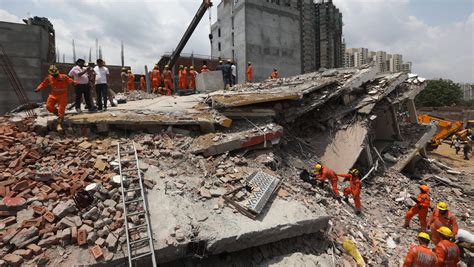 india building collapse leaves  dead