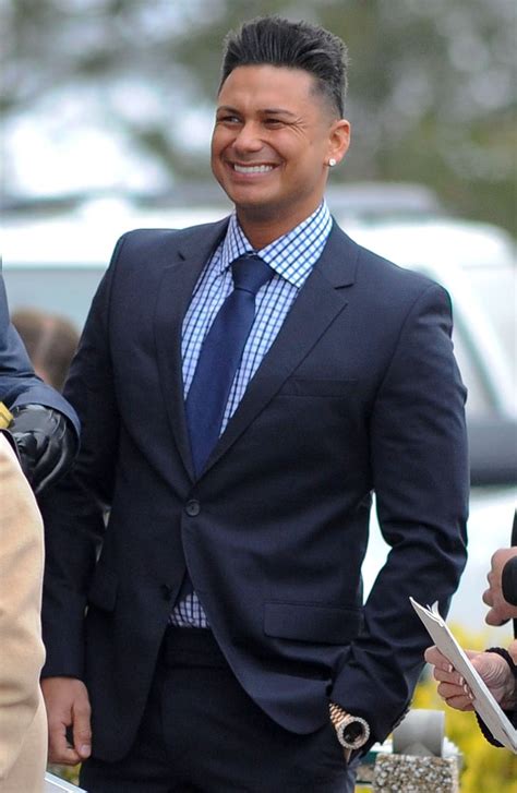 Paul Delvecchio Aka Pauly D Suited Up For The Affair