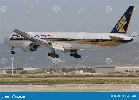 singapore airlines boeing editorial stock image image  long