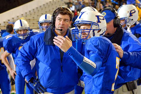 Friday Night Lights Is Becoming A Movie Again