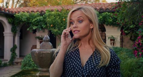 Apple Iphone Used By Reese Witherspoon In Home Again 2017
