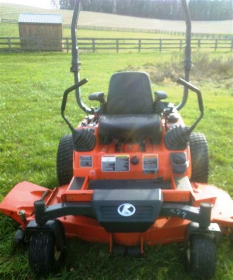 kubota zd pro   turn mower diesel  hrs  tractors  sale garden tractor
