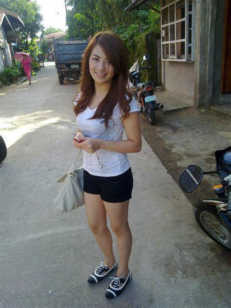 Sexy Pinays On Facebook