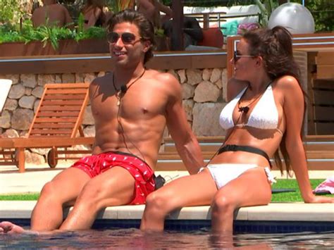 love island s alex and olivia open up about kem and amber s split