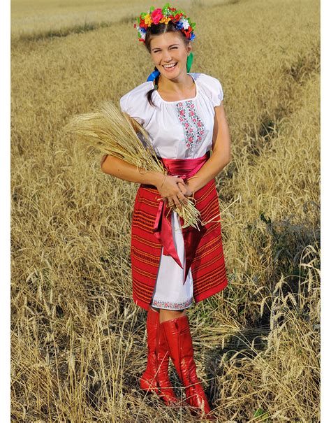 Traditional Ukrainian Costume Nastena